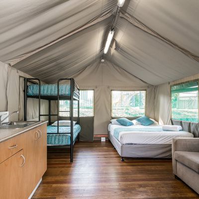 Surfari tent 2